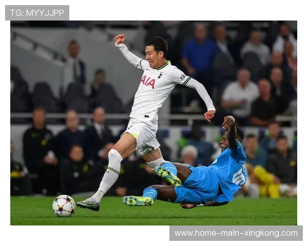 孙兴慜底线回敲制造绝佳机会,热刺边路碾压对手 孙兴慜底线回敲制造绝佳机会,热刺边路碾压对手